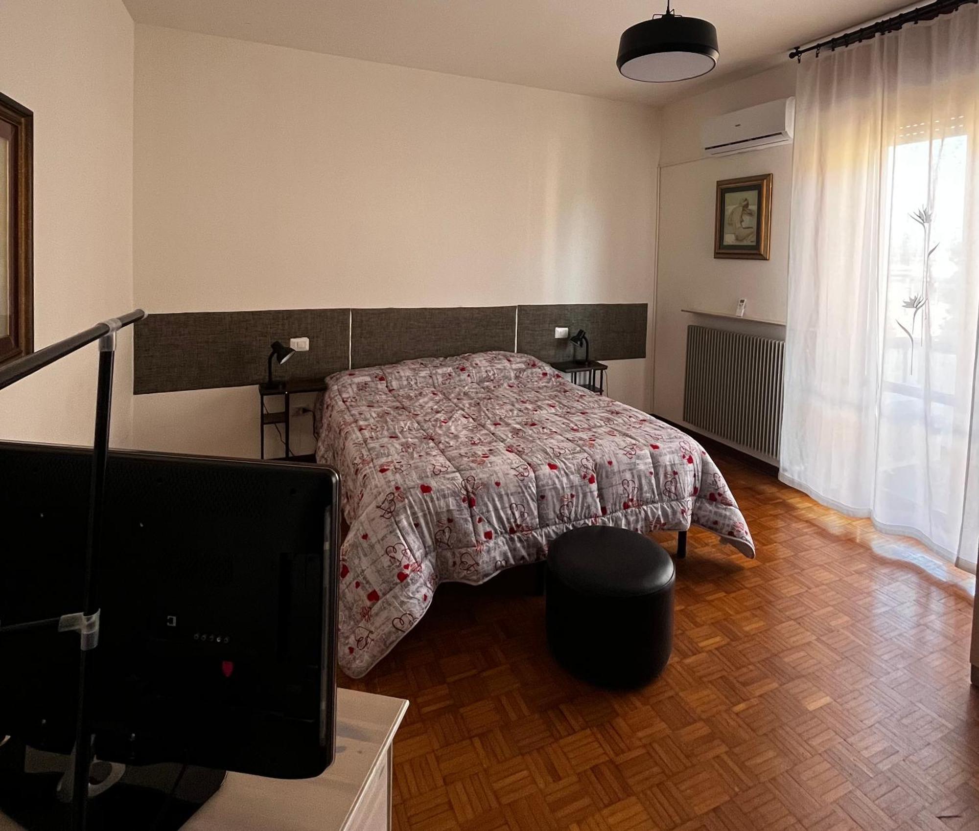 Bed and Breakfast R&B Emilia Cadeo Exterior foto